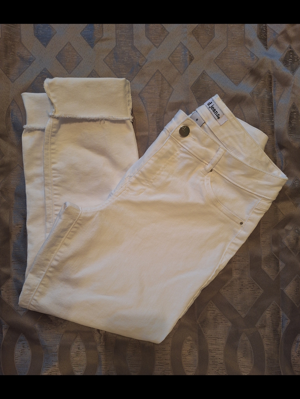 Women's White D. Jeans.  Sz 8